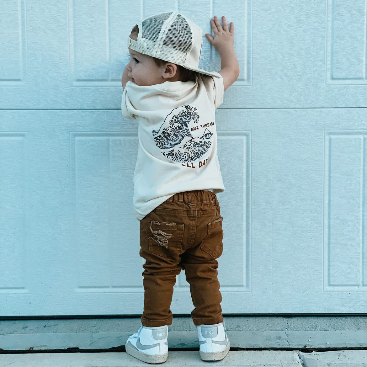 DOPE THREADS SWELL DAYS TEE